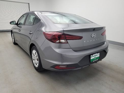 Used 2020 Hyundai Elantra SE FWD image 5