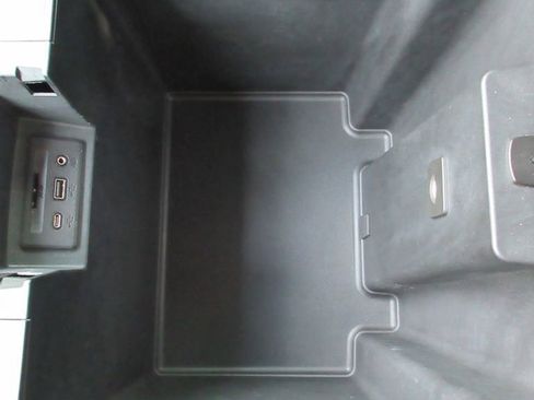 Used 2020 Chevrolet Silverado 1500 LT Trail Boss image 30