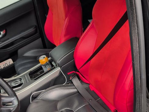 Used 2013 Land Rover Range Rover Evoque Dynamic image 6