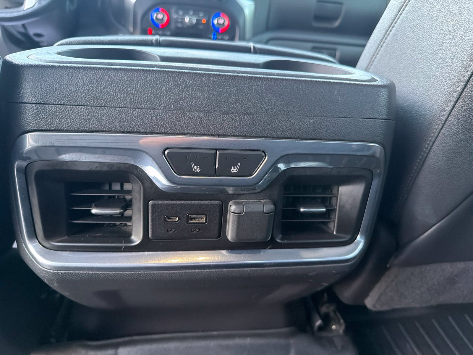 Used 2021 Chevrolet Silverado 1500 LTZ w/ Technology Package AWD/4WD image 34