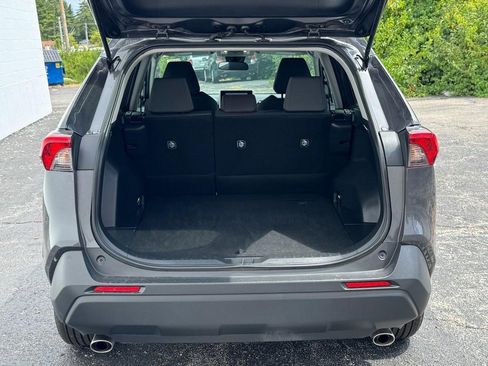 Used 2025 Toyota RAV4 XLE image 9