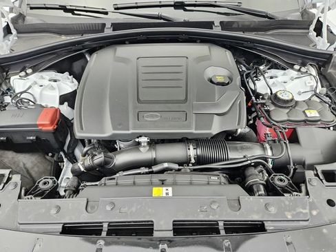 Used 2026 Land Rover Range Rover Velar S AWD/4WD image 40
