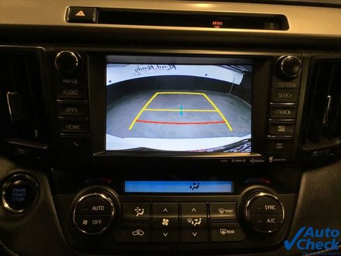 Used 2016 Toyota RAV4 Limited AWD/4WD image 46
