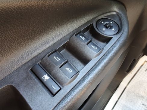 Used 2017 Ford Escape S FWD image 22