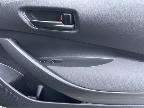 Used 2023 Toyota Corolla LE image 26