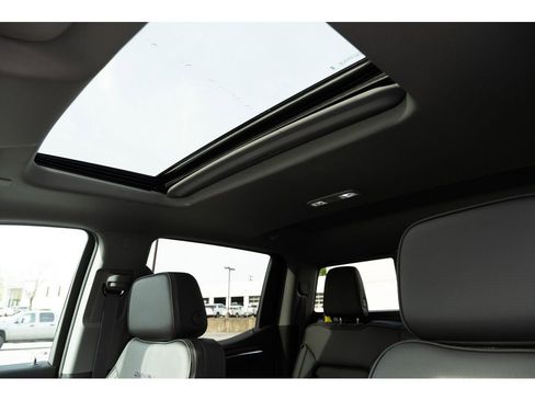 New 2026 GMC Sierra 1500 Denali w/ Denali Reserve Package AWD/4WD image 16