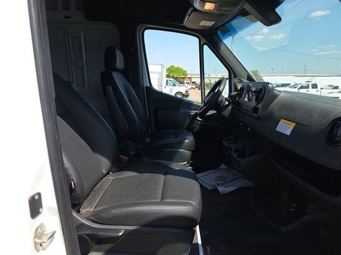 Used 2024 Mercedes-Benz Sprinter 144 Cargo w/ Acoustic Package image 8