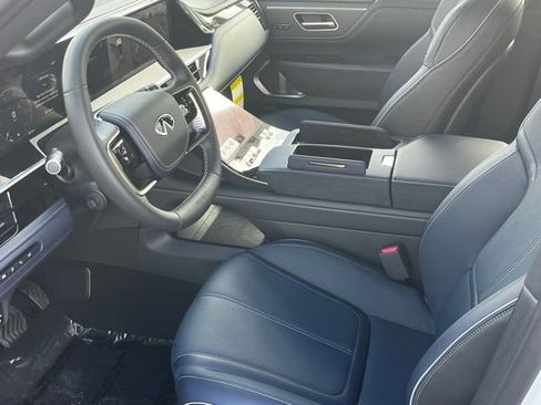 New 2026 INFINITI QX80 4WD image 11
