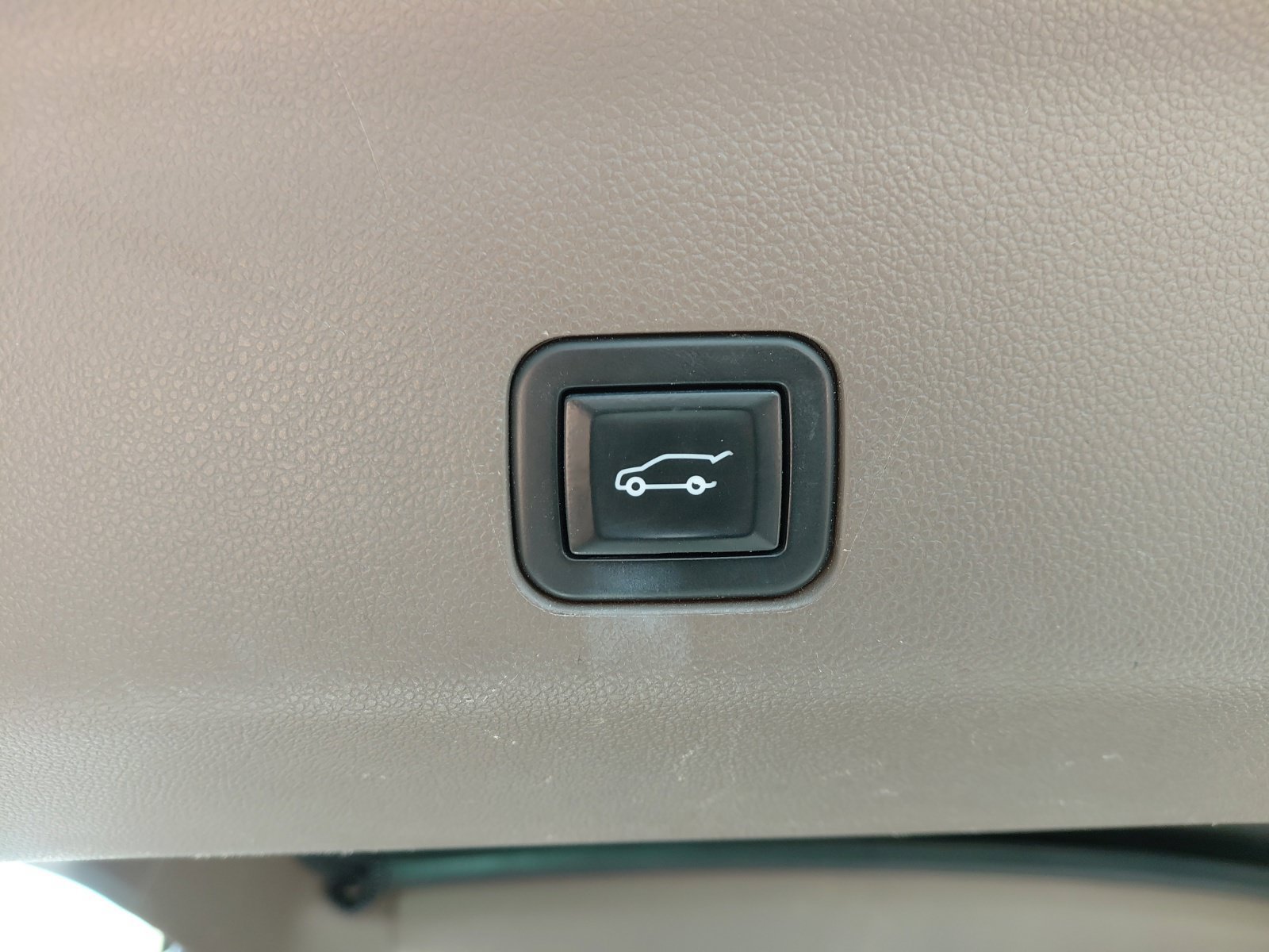 Used 2021 GMC Yukon Denali AWD/4WD image 25