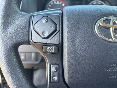 Used 2022 Toyota Tacoma SR w/ SX Package AWD/4WD image 17