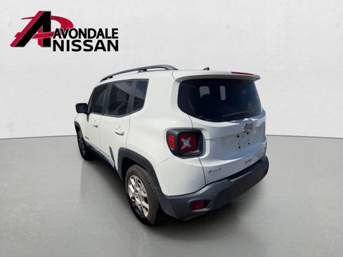 Used 2019 Jeep Renegade Latitude w/ Popular Equipment Group AWD/4WD image 3