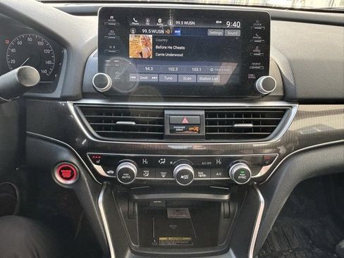 Used 2022 Honda Accord Sport image 14