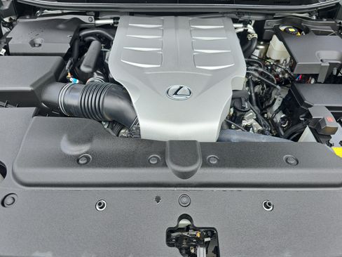 Used 2022 Lexus GX 460 Luxury w/ Accessory Package AWD/4WD image 29