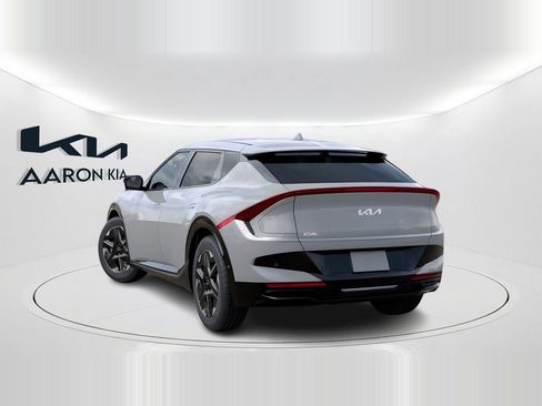 New 2026 Kia EV6 Light RWD image 4