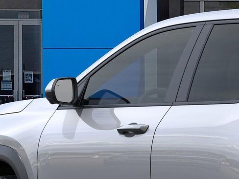 New 2026 Chevrolet Equinox LT w/ Safety and Technology Package image 12