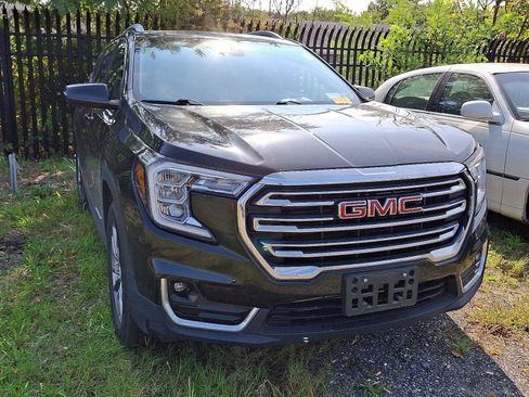 Used 2022 GMC Terrain SLT image 5