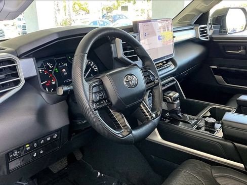 Used 2023 Toyota Tundra Limited AWD/4WD image 18