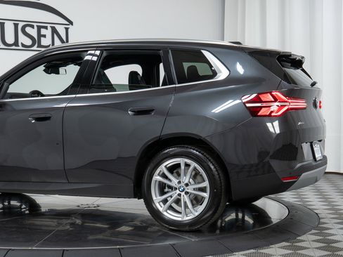 Used 2025 BMW X3 xDrive30i w/ Premium Package image 29