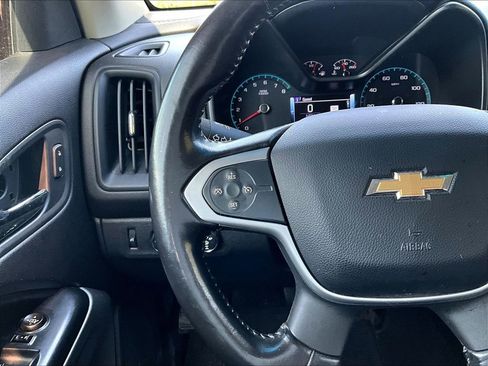 Used 2018 Chevrolet Colorado ZR2 image 16