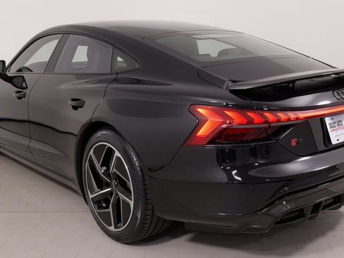 Used 2024 Audi RS e-tron GT w/ Carbon Performance Package image 15