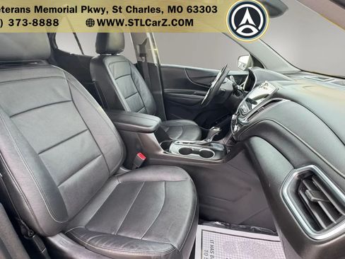 Used 2021 Chevrolet Equinox Premier FWD image 17