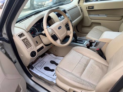 Used 2012 Ford Escape XLT image 10