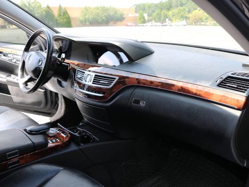 Used 2008 Mercedes-Benz S 550 S 550 4MATIC AWD 4dr Sedan image 90