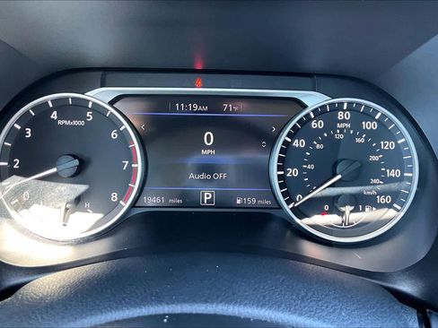 Used 2023 Nissan Sentra SV FWD image 23