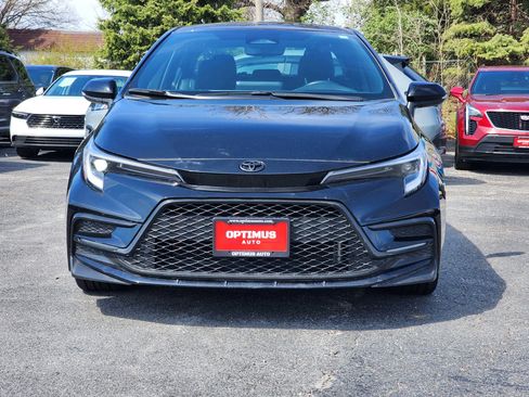 Used 2023 Toyota Corolla SE image 2