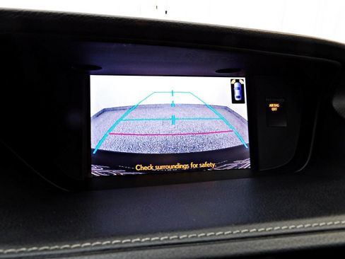 Used 2013 Lexus ES 300h image 17