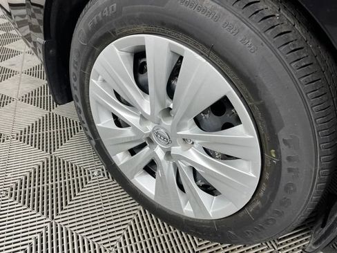 Used 2024 Nissan Sentra S FWD image 17