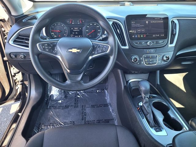 Used 2025 Chevrolet Malibu LT FWD image 9