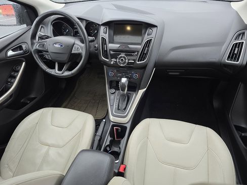 Used 2017 Ford Focus Titanium image 17