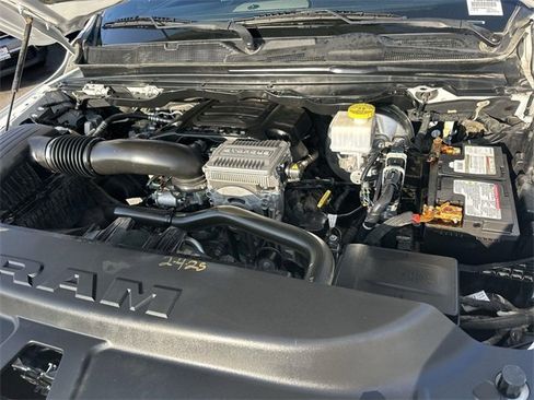 Used 2024 RAM 1500 Laramie image 29