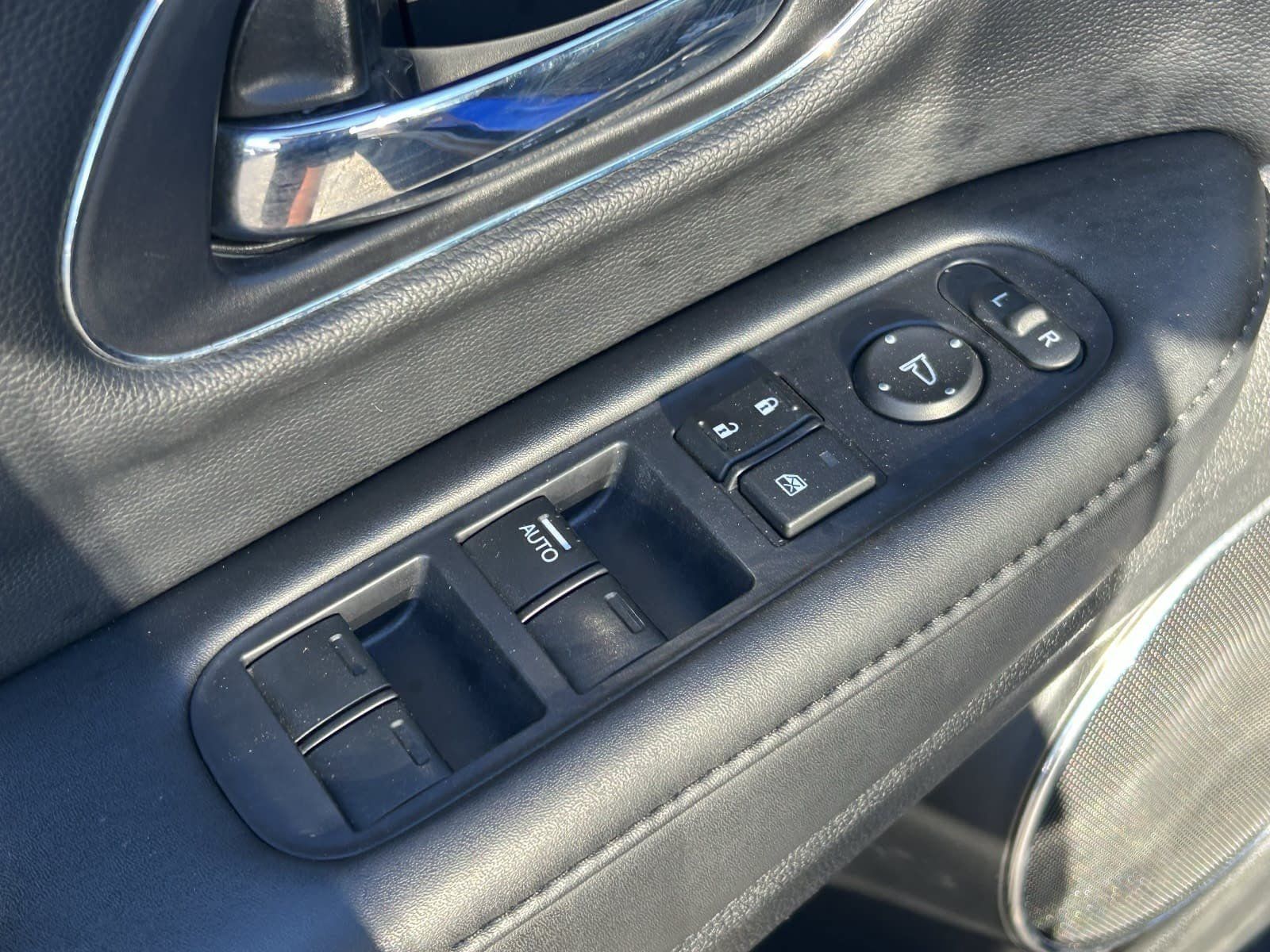 Certified 2021 Honda HR-V EX-L image 26