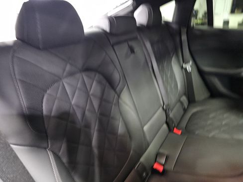 Certified 2023 BMW X6 xDrive40i w/ M Sport Package image 12