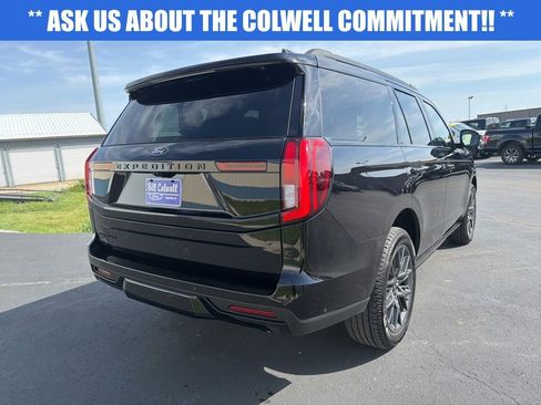 Certified 2025 Ford Expedition Platinum w/ Stealth Performance Package AWD/4WD image 4