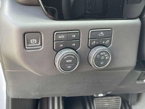 New 2025 Chevrolet Silverado 1500 RST w/ Convenience Package II AWD/4WD image 16