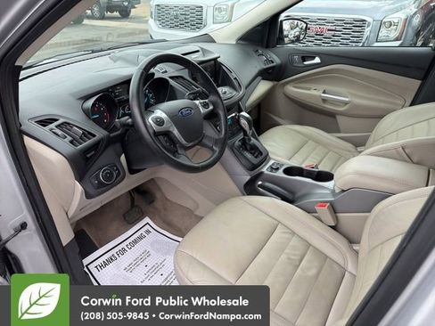 Used 2015 Ford Escape SE w/ Equipment Group 201A image 12