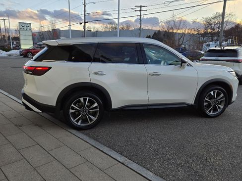 Certified 2023 INFINITI QX60 Luxe image 16