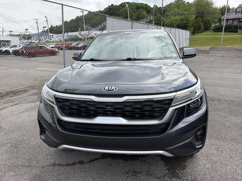 Used 2021 Kia Seltos S AWD/4WD image 11