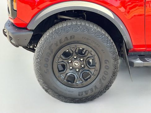 Used 2024 Ford Bronco Wildtrak AWD/4WD image 31