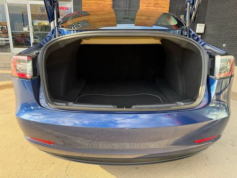 Used 2018 Tesla Model 3 Performance AWD/4WD image 17