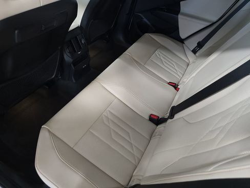 Used 2025 BMW X3 xDrive30i w/ Premium Package image 16