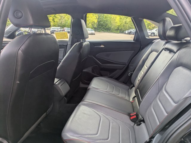 Used 2025 Volkswagen Jetta GLI Autobahn FWD image 17