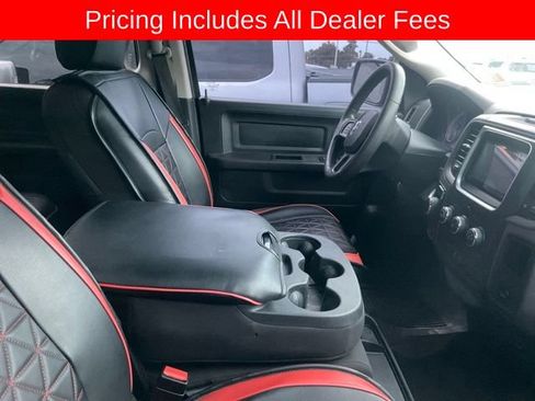 Used 2019 RAM 1500 Express w/ Express Value Package AWD/4WD image 3