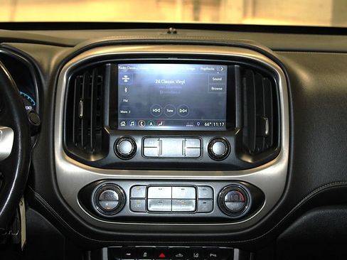 Used 2019 GMC Canyon Denali AWD/4WD image 16
