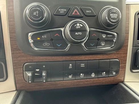 Used 2019 RAM 1500 Laramie RWD image 43