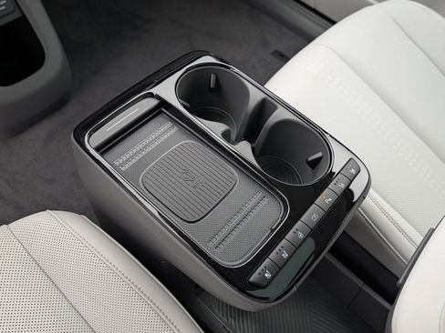 New 2026 Hyundai Ioniq 5 Limited image 14