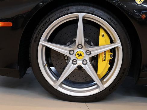 Used 2011 Ferrari 458 Italia Coupe RWD image 69